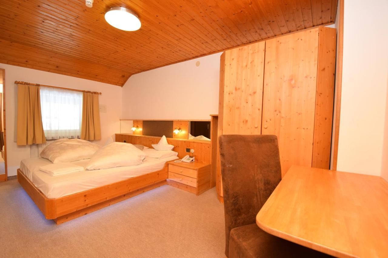 Hotel Chalet Olympia مونغيلفو المظهر الخارجي الصورة