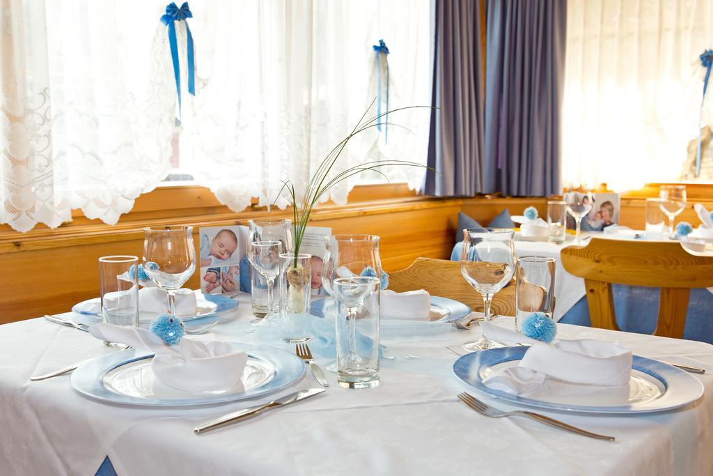 Hotel Chalet Olympia مونغيلفو المظهر الخارجي الصورة