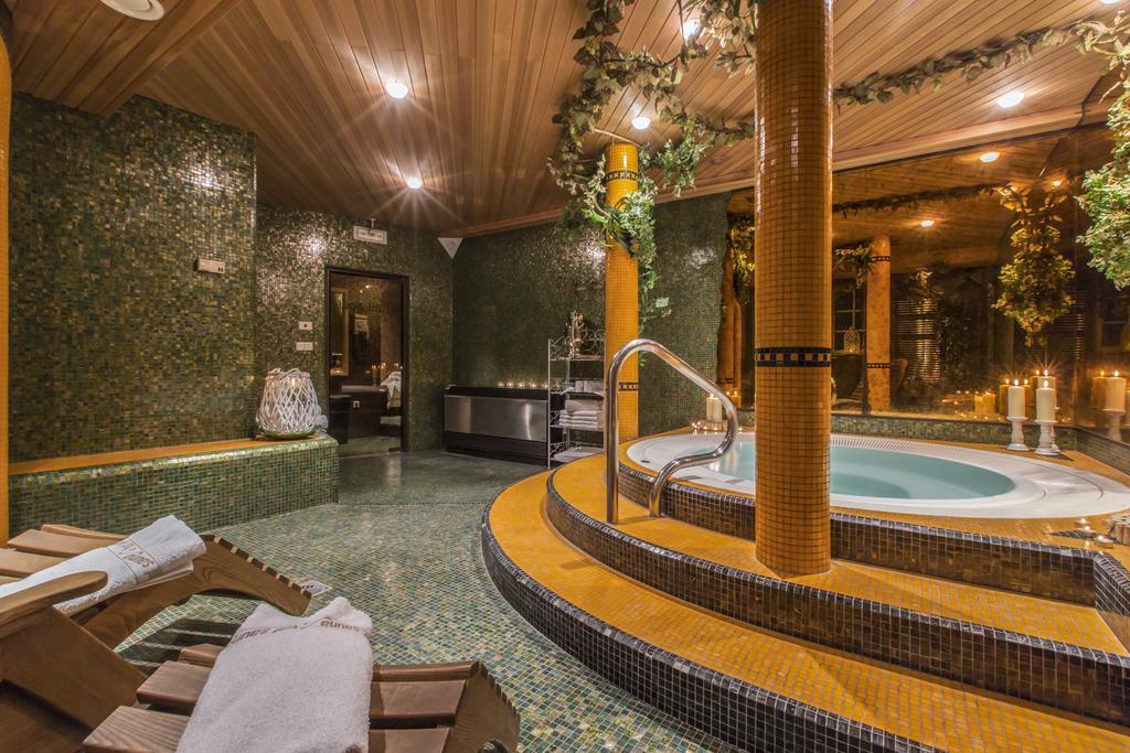 Hotel Chalet Olympia مونغيلفو المظهر الخارجي الصورة