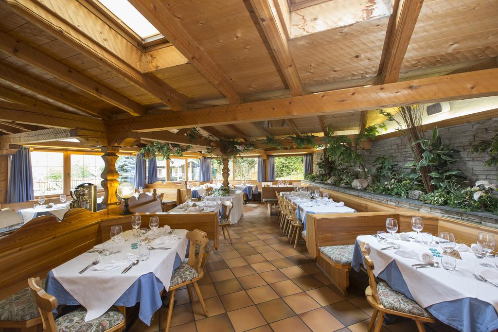 Hotel Chalet Olympia مونغيلفو المظهر الخارجي الصورة